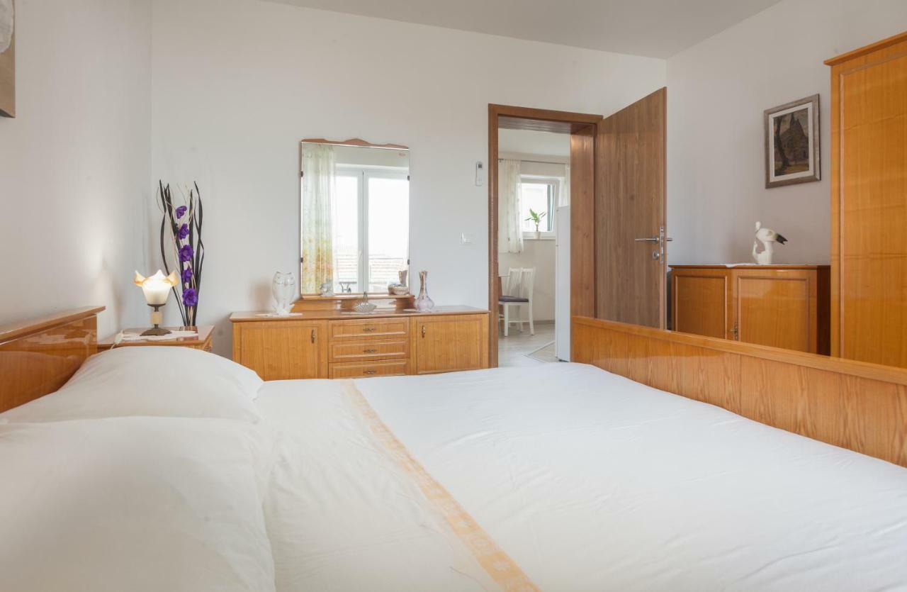 Apartments Turtle Gardens ماكارسكا المظهر الخارجي الصورة