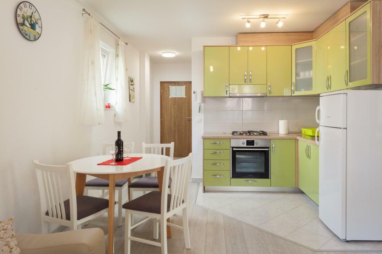 Apartments Turtle Gardens ماكارسكا المظهر الخارجي الصورة