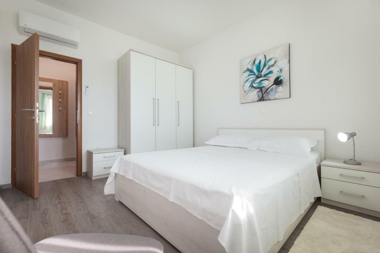Apartments Turtle Gardens ماكارسكا المظهر الخارجي الصورة