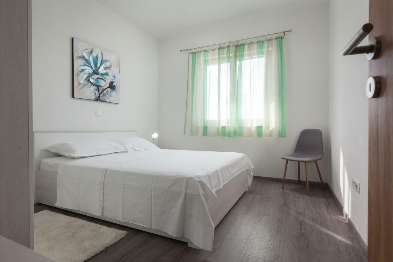 Apartments Turtle Gardens ماكارسكا المظهر الخارجي الصورة